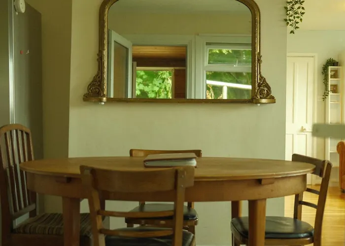 Spacious Home In Bath, Nature And City!
